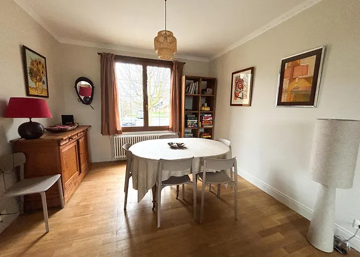 Maison Avec Jardin Dans Le Centre De Cabourg