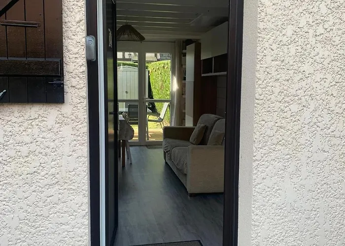 Cottage Cosy Avec Jardin, Piscine Et Parking